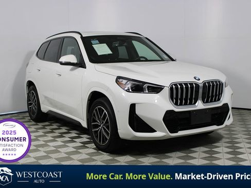 Used 2025 BMW X1 xDrive28i AWD/4WD image 1