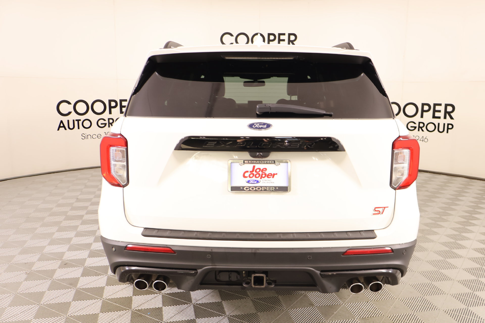 Used 2023 Ford Explorer ST w/ Equipment Group 401A AWD/4WD image 25