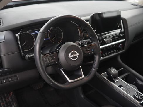 Used 2023 Nissan Pathfinder SL w/ SL Premium Package AWD/4WD image 21