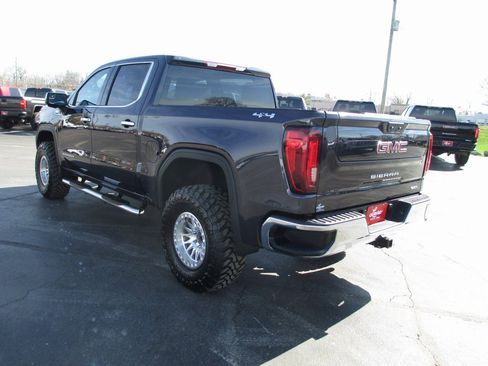 Used 2022 GMC Sierra 1500 SLT image 7
