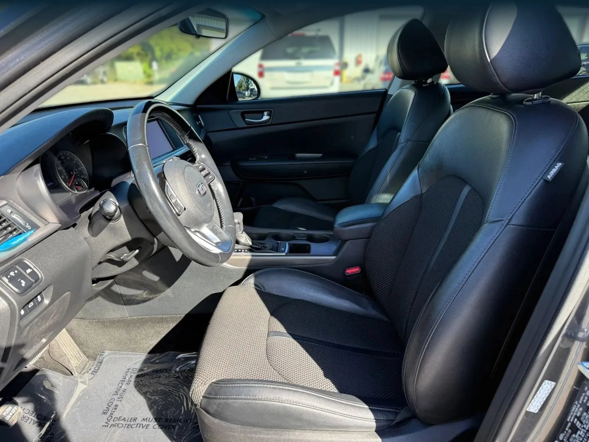 Used 2020 Kia Optima S FWD image 2