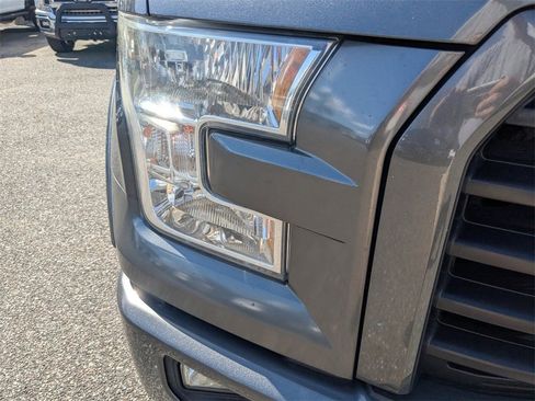 Used 2017 Ford F150 XLT w/ Equipment Group 302A Luxury image 9
