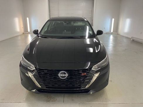 New 2025 Nissan Sentra SR image 2