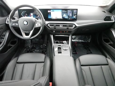 Used 2024 BMW 330i xDrive Sedan image 10