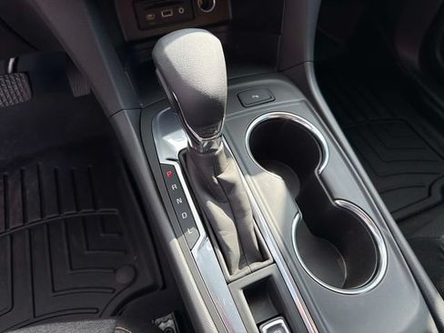 Used 2022 Chevrolet Equinox LT FWD image 31