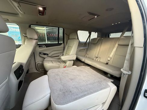 Used 2019 GMC Yukon XL Denali w/ Denali Ultimate Package image 10