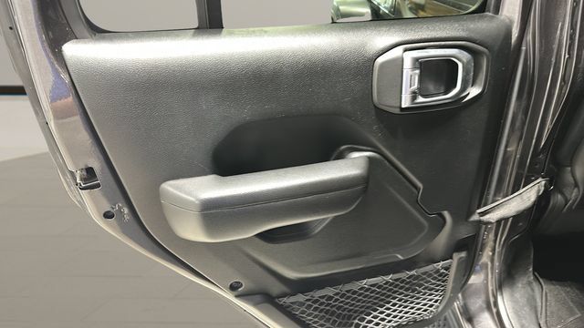 Used 2018 Jeep Wrangler Unlimited Rubicon w/ Steel Bumper Group AWD/4WD image 20
