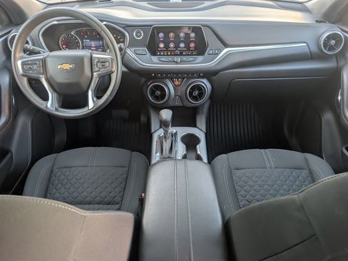Certified 2022 Chevrolet Blazer LT w/ LPO, Black Accent Package FWD image 14