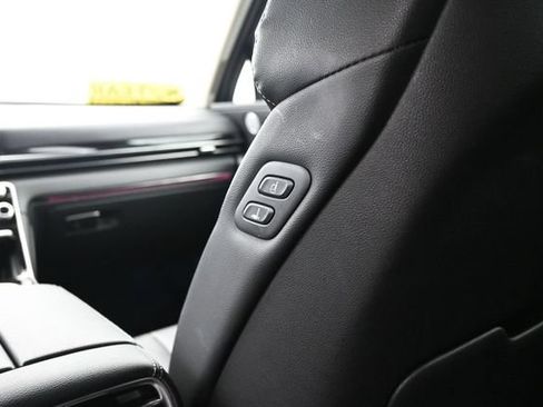 Used 2025 Genesis GV80 2.5T Standard AWD/4WD image 49