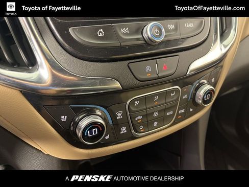 Used 2024 Chevrolet Equinox Premier AWD/4WD image 33
