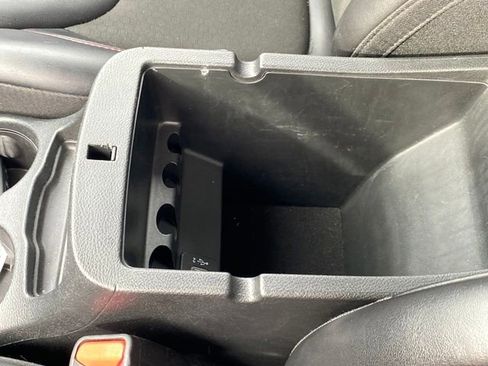 Used 2022 Jeep Cherokee Trailhawk w/ Comfort/Convenience Group image 14