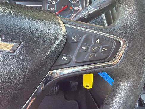 Used 2017 Chevrolet Cruze LT FWD image 34