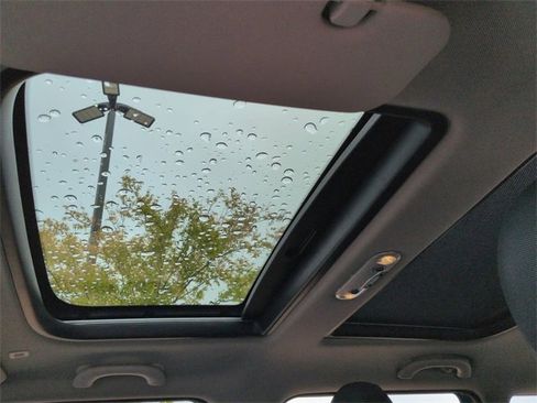 Used 2024 MINI Cooper Clubman S image 19