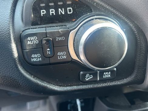 Used 2019 RAM 1500 Big Horn image 13