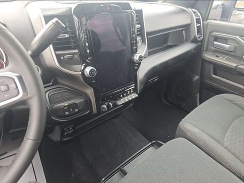 Used 2026 RAM 2500 Big Horn AWD/4WD image 6