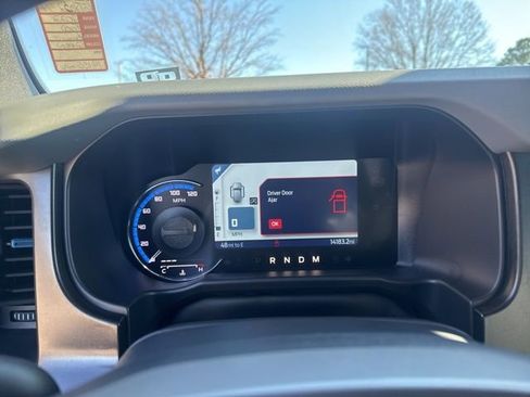 Used 2022 Ford Bronco Black Diamond image 27