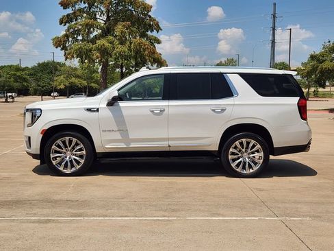 Used 2024 GMC Yukon Denali AWD/4WD image 4