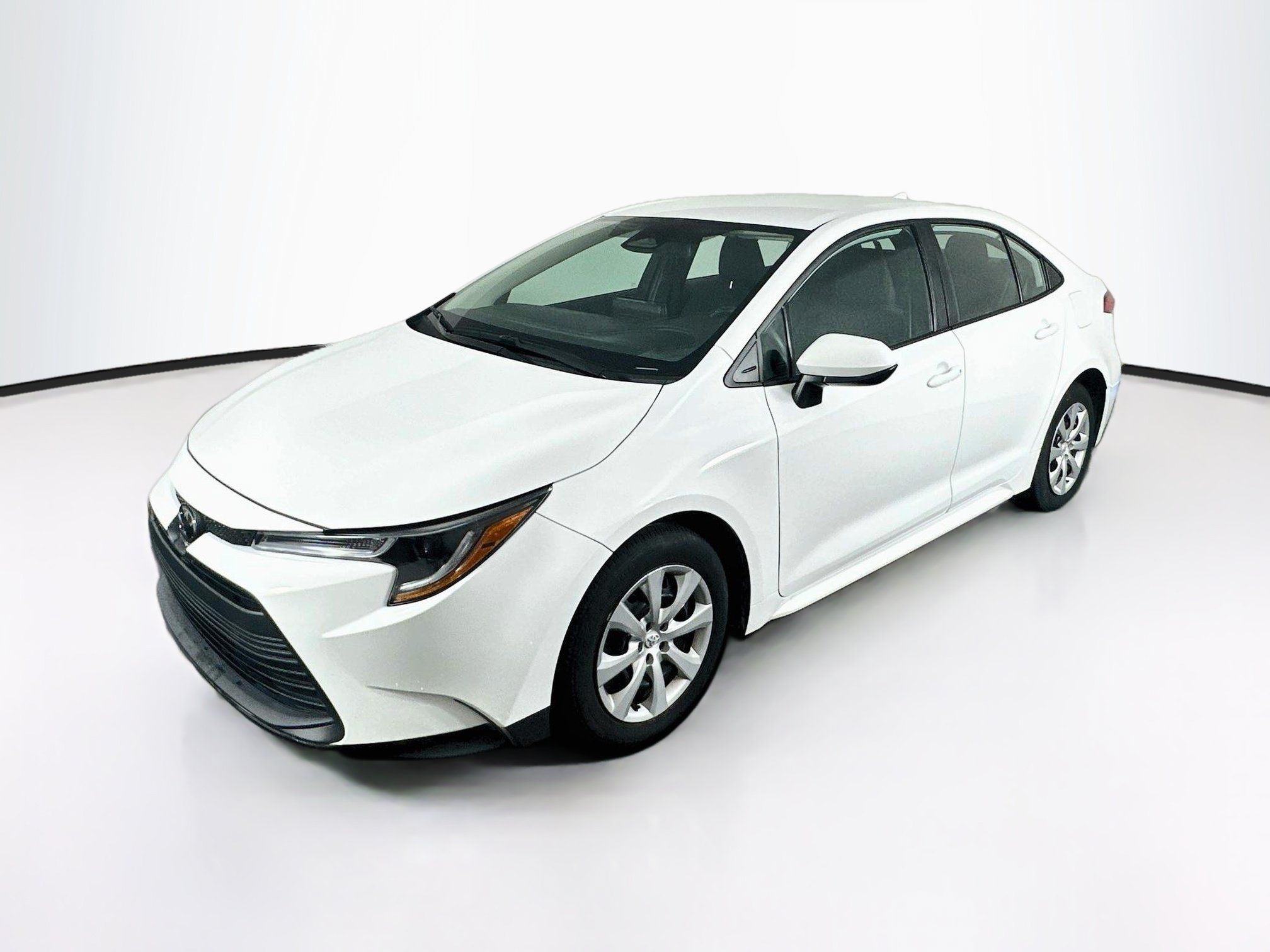 Used 2024 Toyota Corolla LE FWD image 3