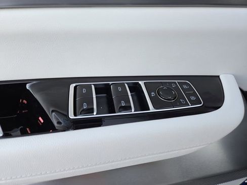 New 2026 Cadillac Vistiq Sport image 21