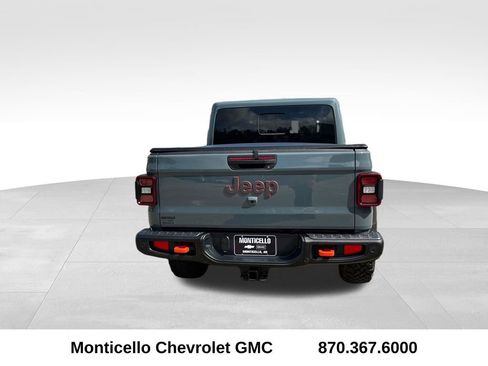 Used 2025 Jeep Gladiator Mojave w/ Steel Bumper Group image 4