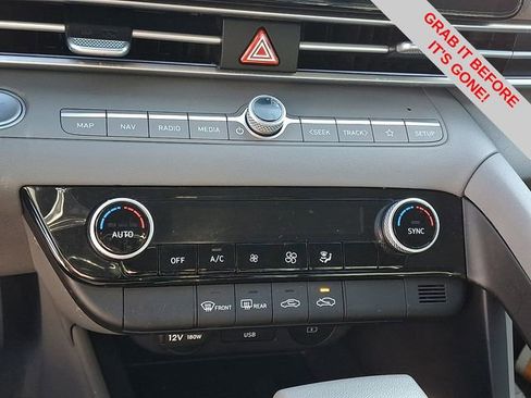 Used 2024 Hyundai Elantra SEL image 16