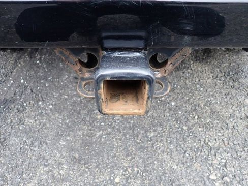 Used 2021 Chevrolet Silverado 1500 LT Trail Boss w/ Convenience Package II image 8