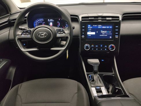 Used 2022 Hyundai Tucson SE image 22