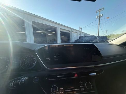 Used 2023 Hyundai Sonata SEL FWD image 16