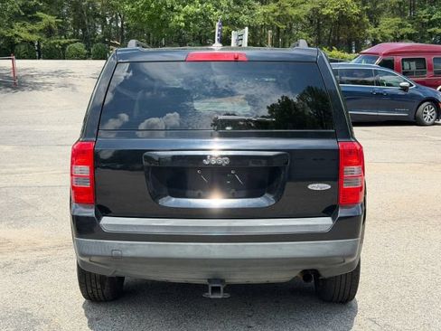 Used 2014 Jeep Patriot High Altitude FWD image 6