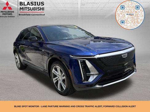 Used 2024 Cadillac Lyriq Tech w/ Driver Assist Package AWD/4WD image 7