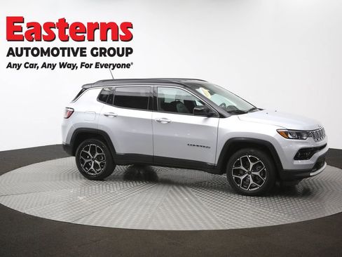 Used 2025 Jeep Compass Limited AWD/4WD image 47
