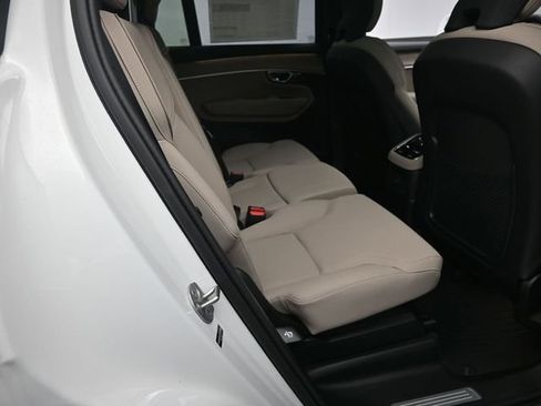 New 2026 Volvo XC90 T8 Plus w/ Protection Package Premier AWD/4WD image 27