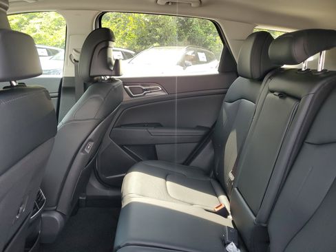 New 2026 Kia Sportage SX image 11