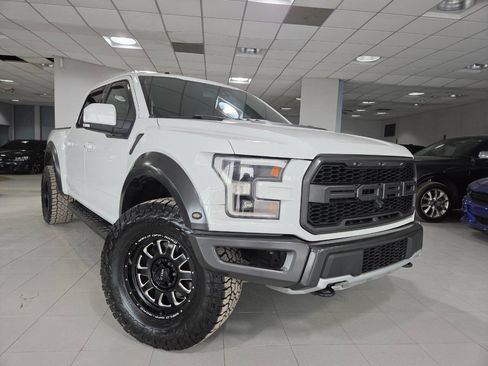 Used 2018 Ford F150 Raptor w/ Equipment Group 802A Luxury image 2