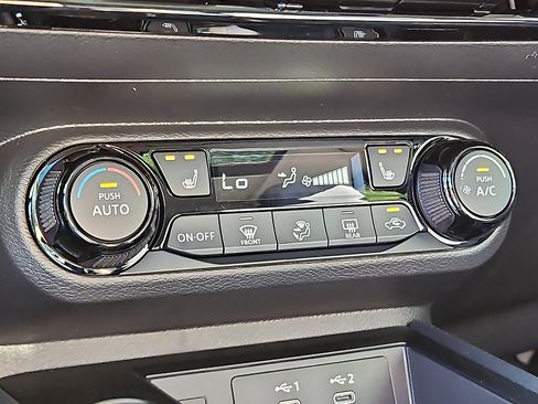 New 2026 Nissan Kicks SV w/ SV Premium Package image 12