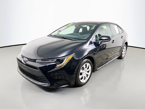 Used 2024 Toyota Corolla LE image 10