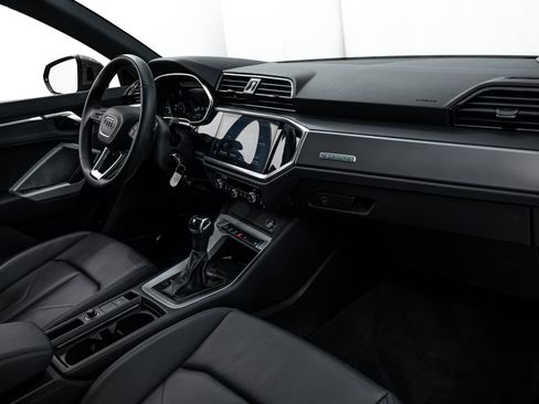 Certified 2023 Audi Q3 2.0T Premium Plus w/ Premium Plus Package AWD/4WD image 8