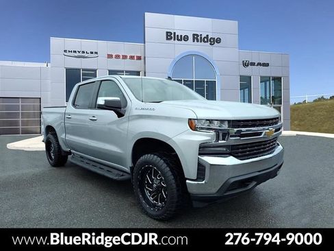 Used 2022 Chevrolet Silverado 1500 LT AWD/4WD image 1