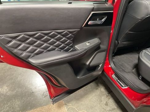 Used 2023 Mitsubishi Outlander SEL Black Edition image 31