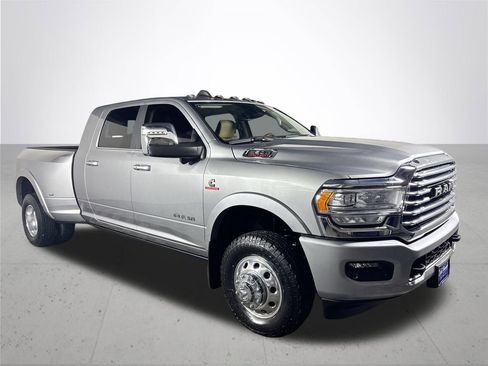 Used 2024 RAM 3500 Limited w/ Safety Group image 4