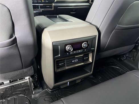 Used 2025 GMC Hummer EV 3X w/ LPO, Dark Essentials Package image 22