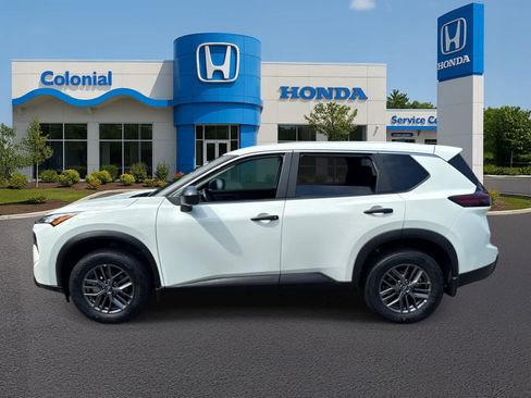 Used 2026 Nissan Rogue S AWD/4WD image 3