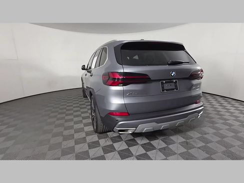 Used 2025 BMW X5 sDrive40i w/ Premium Package RWD image 51