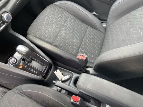 Used 2022 Nissan Kicks S image 23