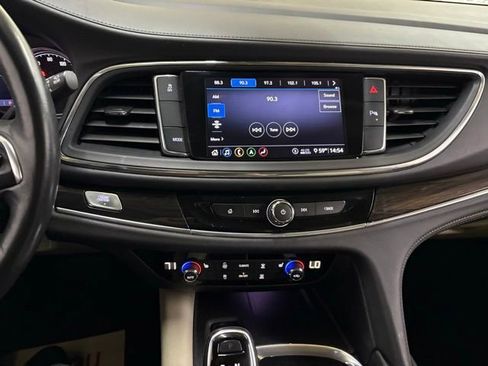 Used 2020 Buick Enclave Essence w/ Sound and Sites Package FWD image 45