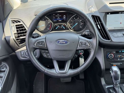 Used 2018 Ford Escape SEL AWD/4WD image 12