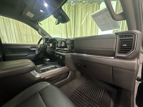 Certified 2023 Chevrolet Silverado 1500 LTZ w/ Technology Package image 21