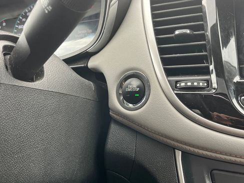 Used 2018 Chevrolet Trax LT w/ Sun & Sound Package image 25