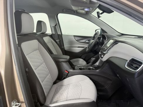 Used 2018 Chevrolet Equinox LS FWD image 10