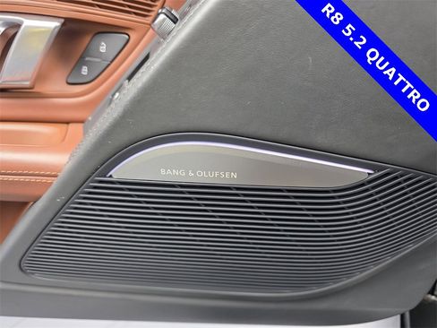 Used 2018 Audi R8 V10 image 26